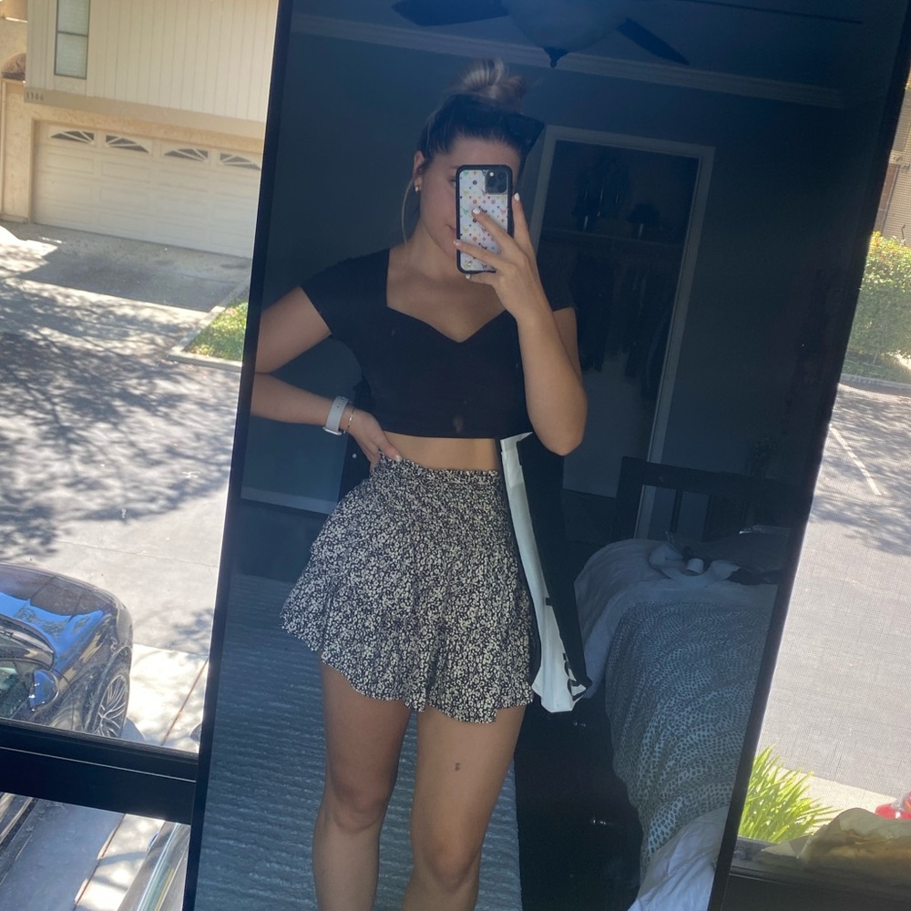 Square neck crop top